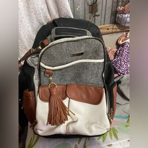 Itzy ritzy coffee and cream boss diaper bag backpack